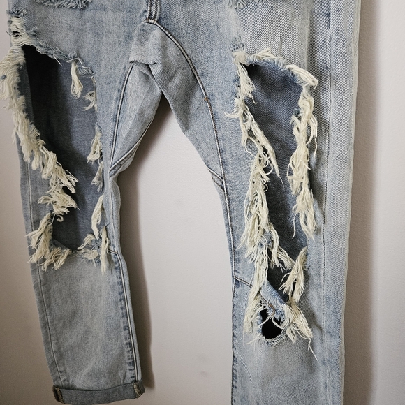 One Teaspoon Jeans Distressed Light Blue denim ripped Neutral Casual Comfy - Picture 5 of 14